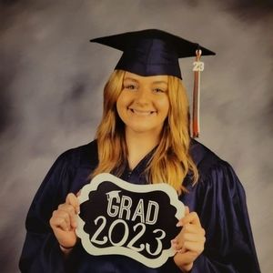 Meet your Posher, Leigh